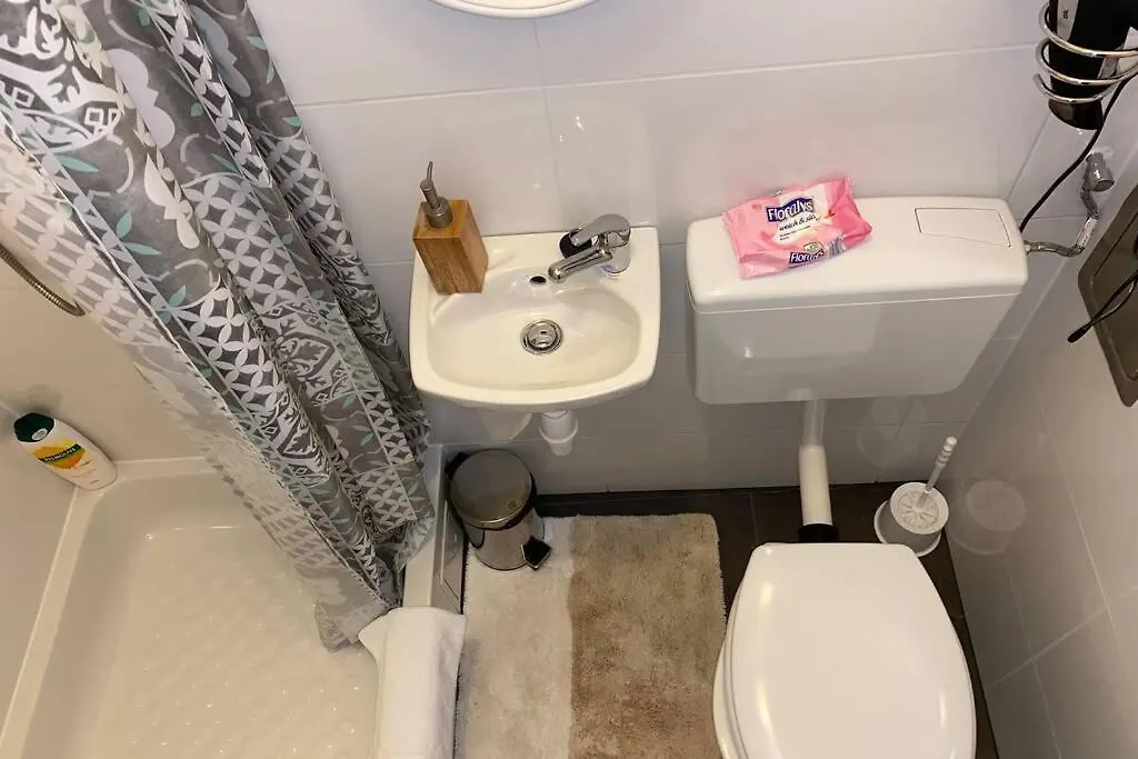 Nice Apartment, Near Vienna Center 0*,  Austria